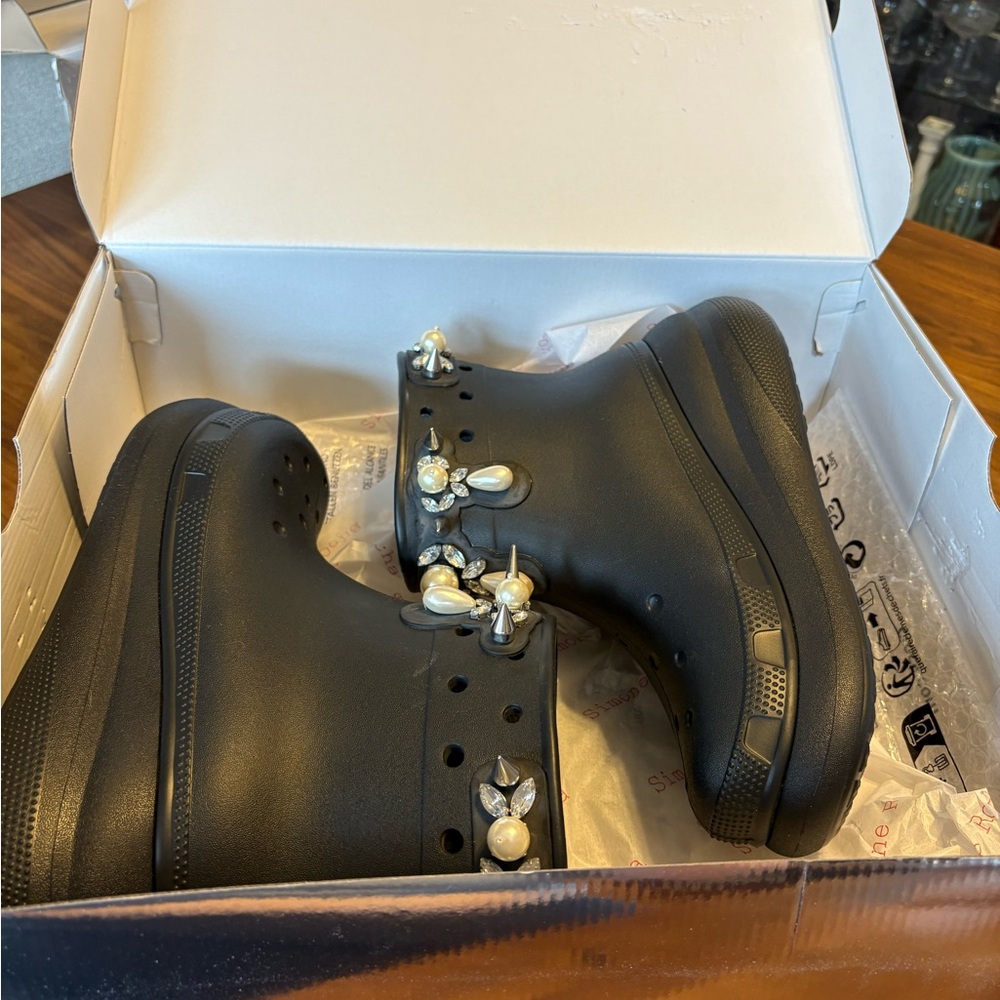 Simone Rocha Crocs Boots - Picture 9 of 10